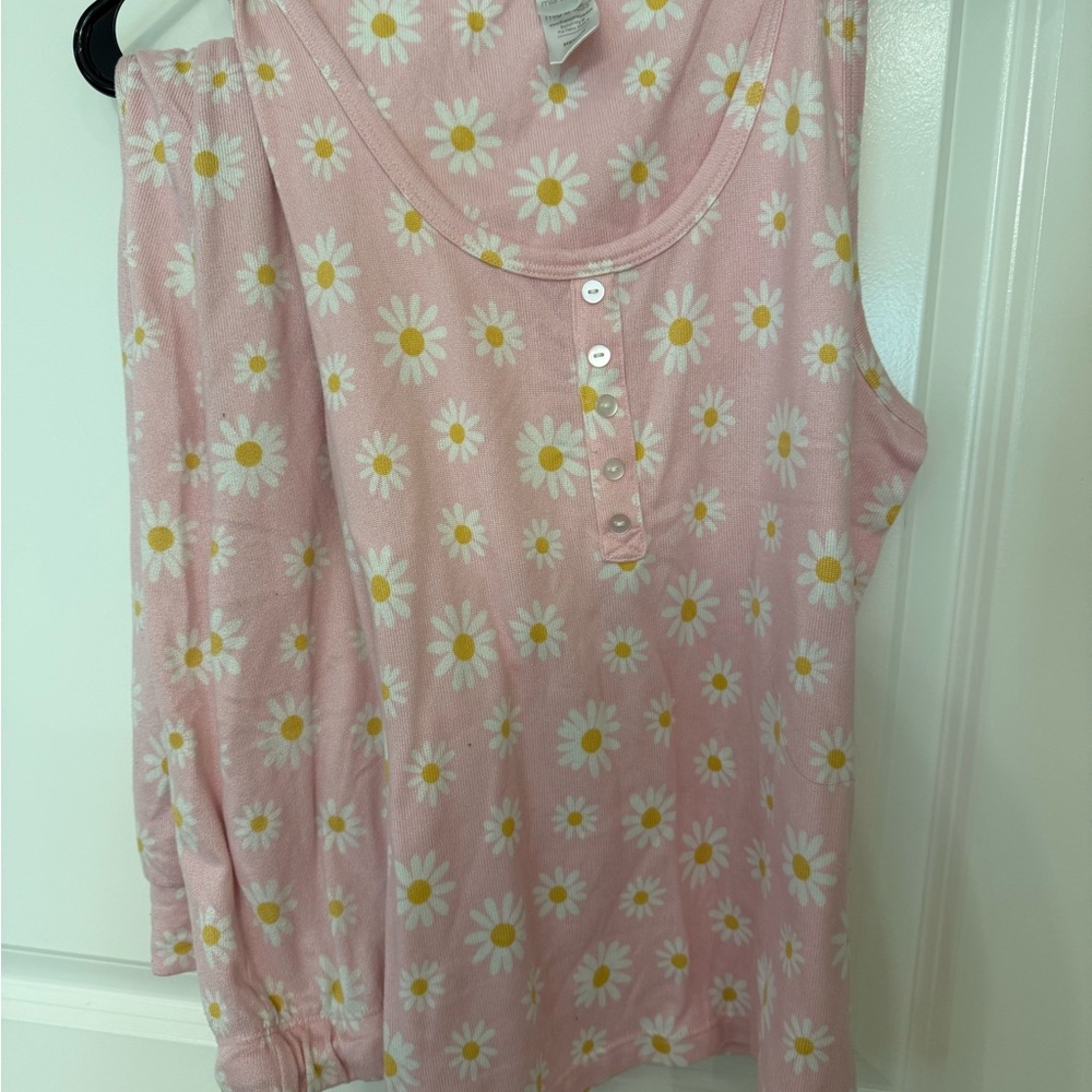Daisy Print Pink Women's Pajama Set